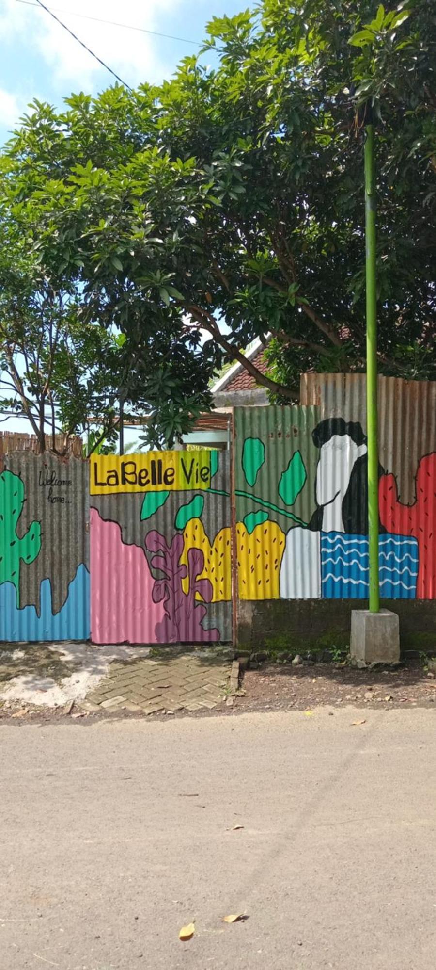 La Belle Vie Homestay バニュワンギ エクステリア 写真
